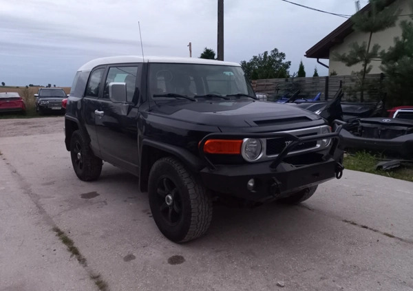 Toyota FJ cena 37500 przebieg: 235000, rok produkcji 2007 z Namysłów małe 137